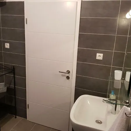 Mia Apartman *