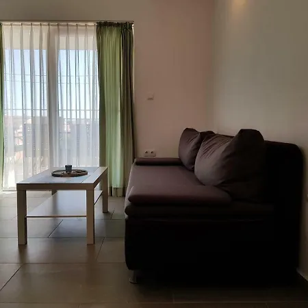 Mia Apartman *